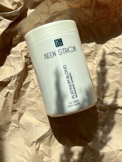 COMPACT NON-VOLATILE BLEACHING POWDER PLATINUM BLOND –  Освітлююча пудра нелетюча Платиновий Блонд