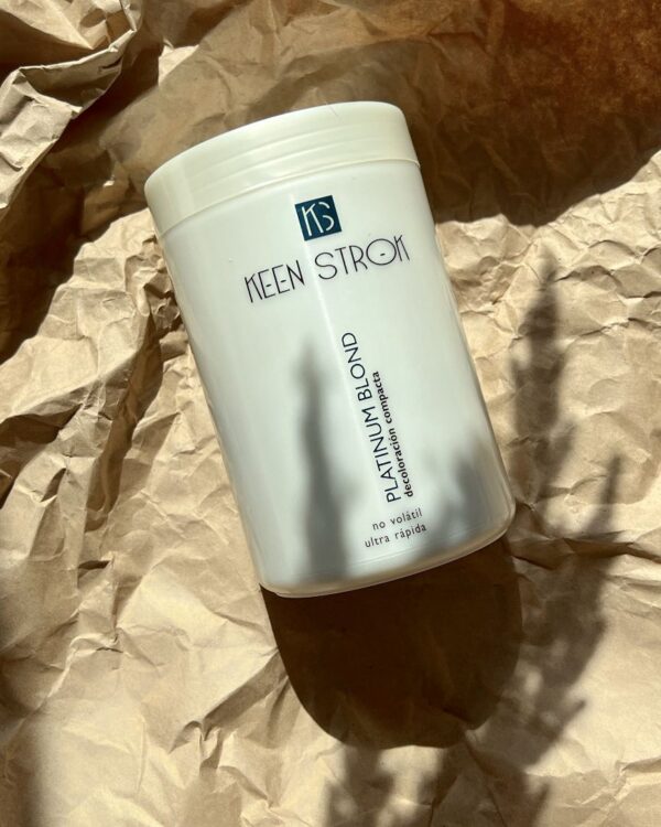 Фото товару COMPACT NON-VOLATILE BLEACHING POWDER PLATINUM BLOND –  Освітлююча пудра нелетюча Платиновий Блонд